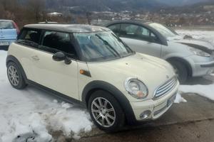 MINI COOPER 1600 16v INCIDENTATA