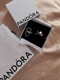 Collana e orecchini Pandora