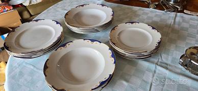 Set di piatti rotondi in ceramica