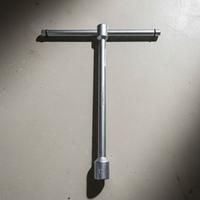 Chiave a T 17mm professionale - NUOVA