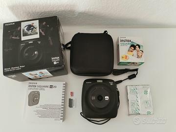 Fujifilm Instax Square SQ20