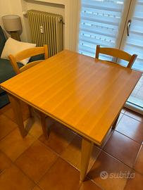 Tavolo allungabile in legno