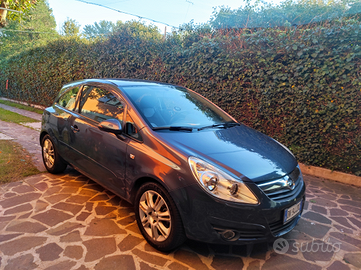 Opel Corsa 1.2 benzina anno 2007 OK neopatentati