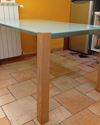 Tavolo vetro e legno