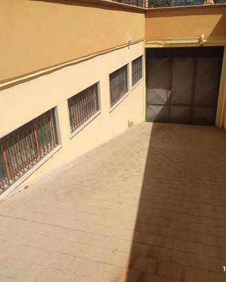 Garage 350 mq