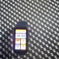 Smartwatch Huawei con caricabatterie incluso