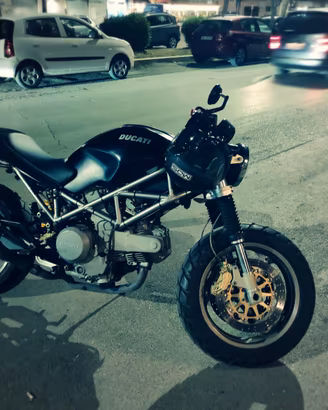 Ducati Monster 620 i.e. dark - cafè racer