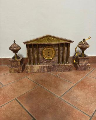 Orologio da camino in marmo e bronzo stile neoclas