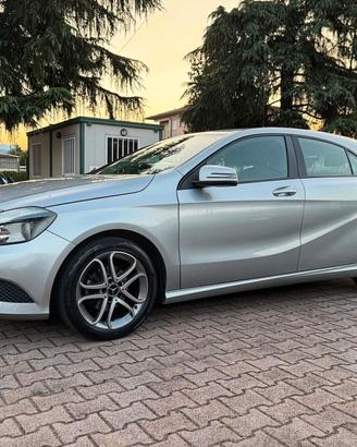 Mercedes-benz A 180 CDI Executive SENSORI PDC OK N