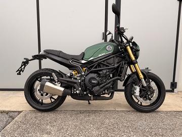 Benelli Leoncino 800