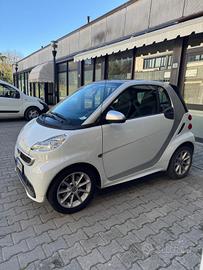 Smart ForTwo 1000 52 kW MHD coupé Urbanrunner