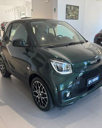 smart Fortwo eq racingreen 22kW