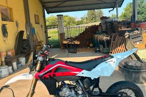125 motard