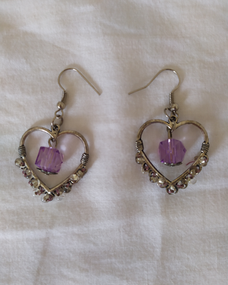 Orecchini con pietra dura viola