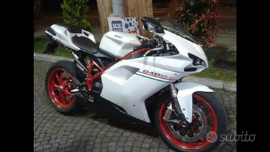 Splendida Ducati 848 EVO