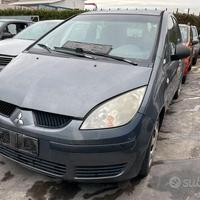 Ricambi usati per Mitsubishi Colt 1.1 12V del 05