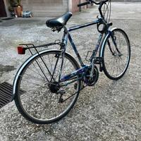 City Bike 28" – Stile unico e pronta all'uso