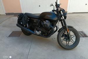 Moto Guzzi V7 III - 2020