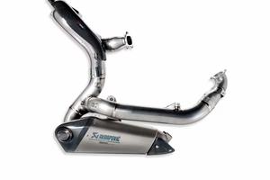 Gruppo di scarico completo in titanio (STREETFIGHT