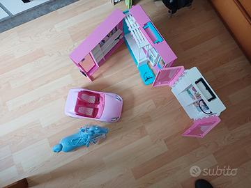 barbie 2 armadio, auto e cavallo