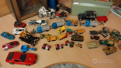 Modellini auto, camion, moto, militari