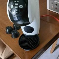 MACCHINA CAFFE' DOLCE GUSTO