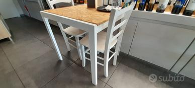 Tavoli in ferro e legno 70x80,sedie in legno bianc
