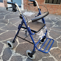 Deambulatore per anziani disabili