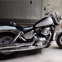 Suzuki Marauder VZ800