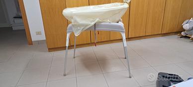 Vaschetta per bagnetto con supporto  removibile 