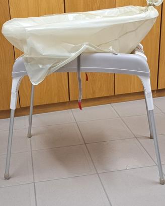 Vaschetta per bagnetto con supporto  removibile 