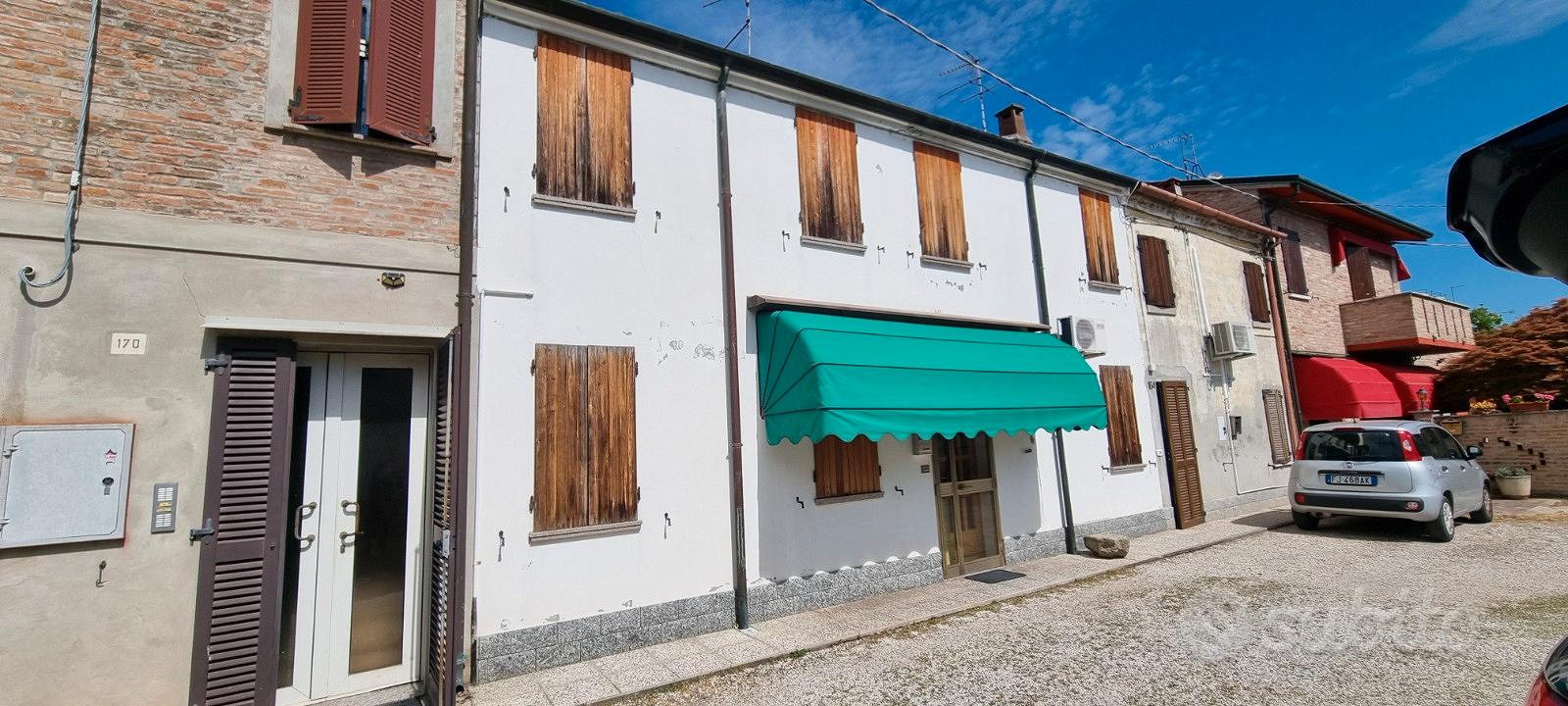 Casa a schiera libera e arredata a Sabbioni (FE)