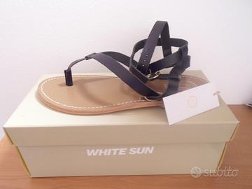 White clearance sun sandali