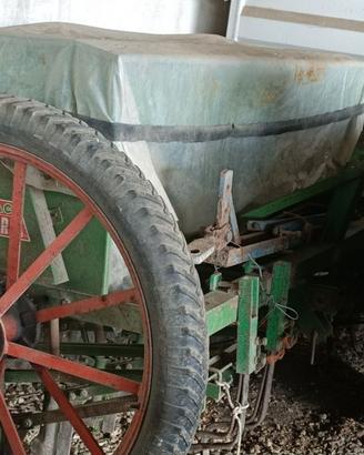 Seminatrice Cimac Vittoria 250 metri 17 stivaletti