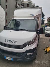 CAMION IVECO usato