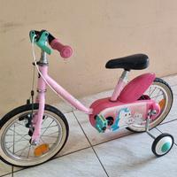 Bicicletta e moto bambina 