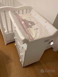 Lettino, fasciatoio e corredo fopapedretti