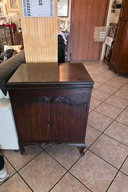 mobiletto antico 2 sportelli + contenitore