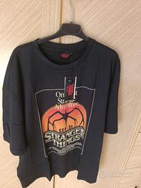 T shirt Stranger Things Nuova 100% cotone.