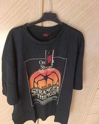 T shirt Stranger Things Nuova 100% cotone.