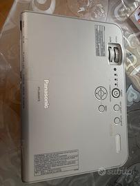 Proiettore Panasonic PT-LB50NTE
