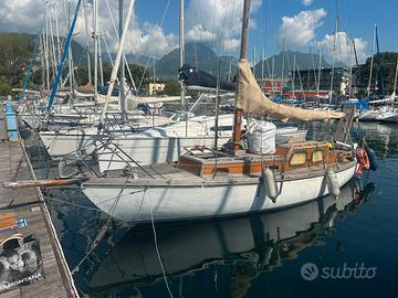 Barca a vela Cutter Chris + ormeggio lago di Garda