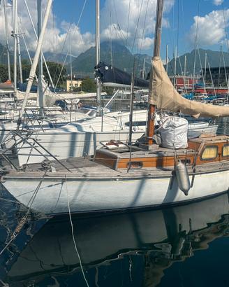 Barca a vela Cutter Chris + ormeggio lago di Garda