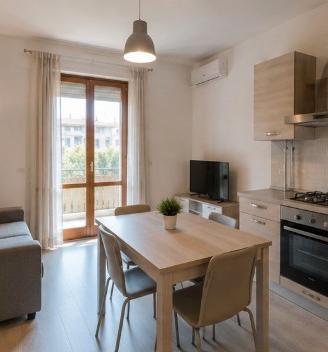 Bilocale-Scandicci-con balcone