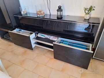 Mobili ikea da siggiorno