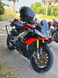 Aprilia Tuono Factory V4 