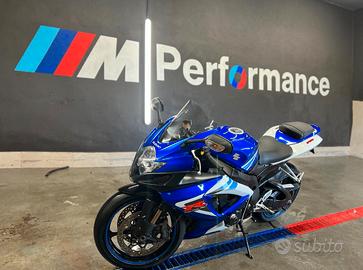 SUZUKI GSX-R 750 K7