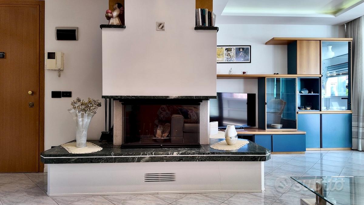 Apartment in Bolzano - Bozen, Centro Storico - Altstadt, Centro-Piani-Rencio - Zentrum-Bozner Boden-Rentsch - Vista 4