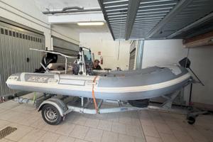 Gommone SACS 460 più motore SUZUKI DF40