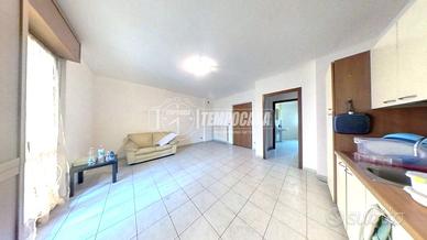 TRILOCALE DOPPI SERVIZI IN VIA CERVINO 81